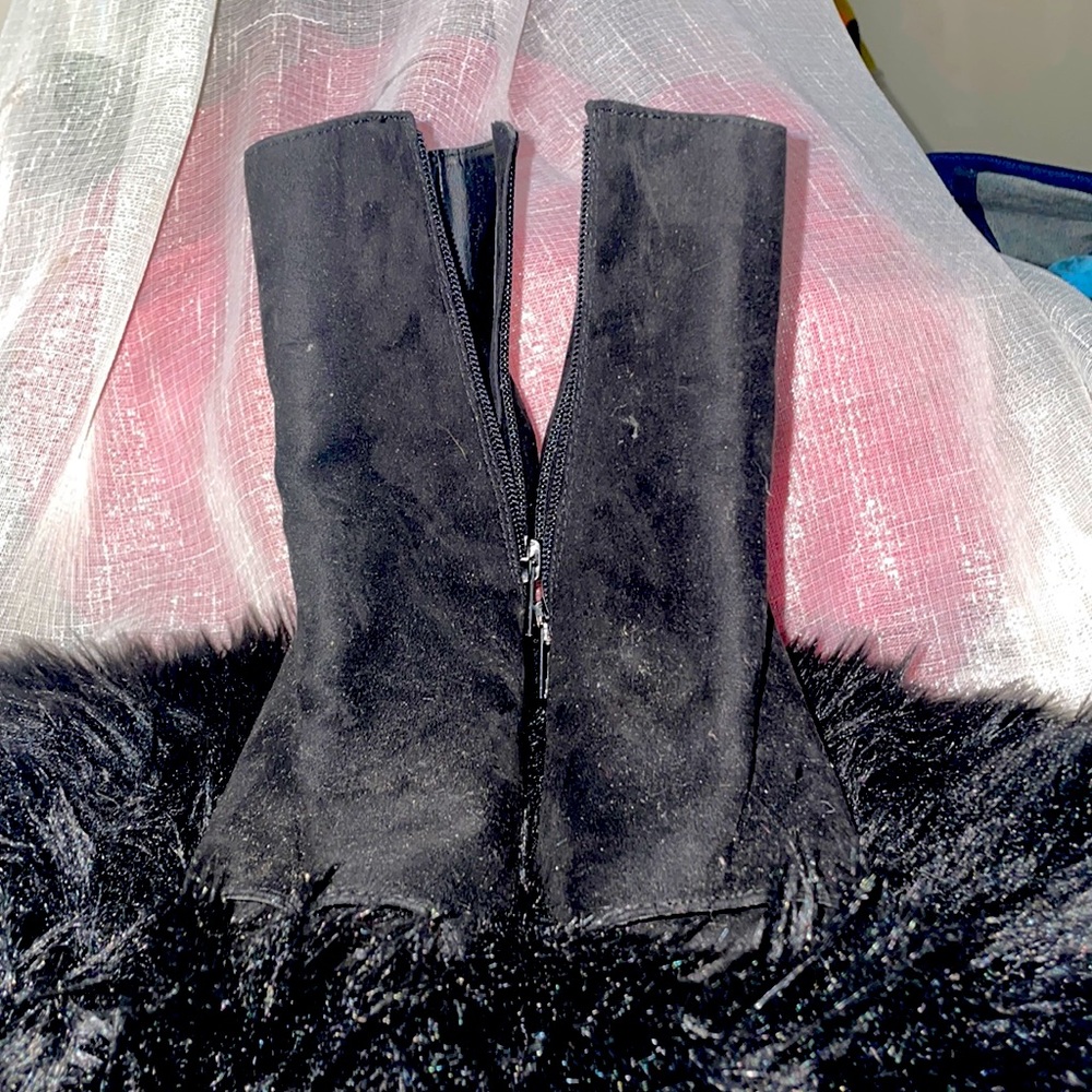 Black Steve Madden Chunky Heel Open Toe Suede Pumps sz 7